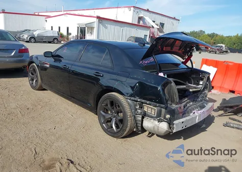 2022 Chrysler 300 S z USA, uszkodzony, nr VIN 2C3CCABG7NH130918